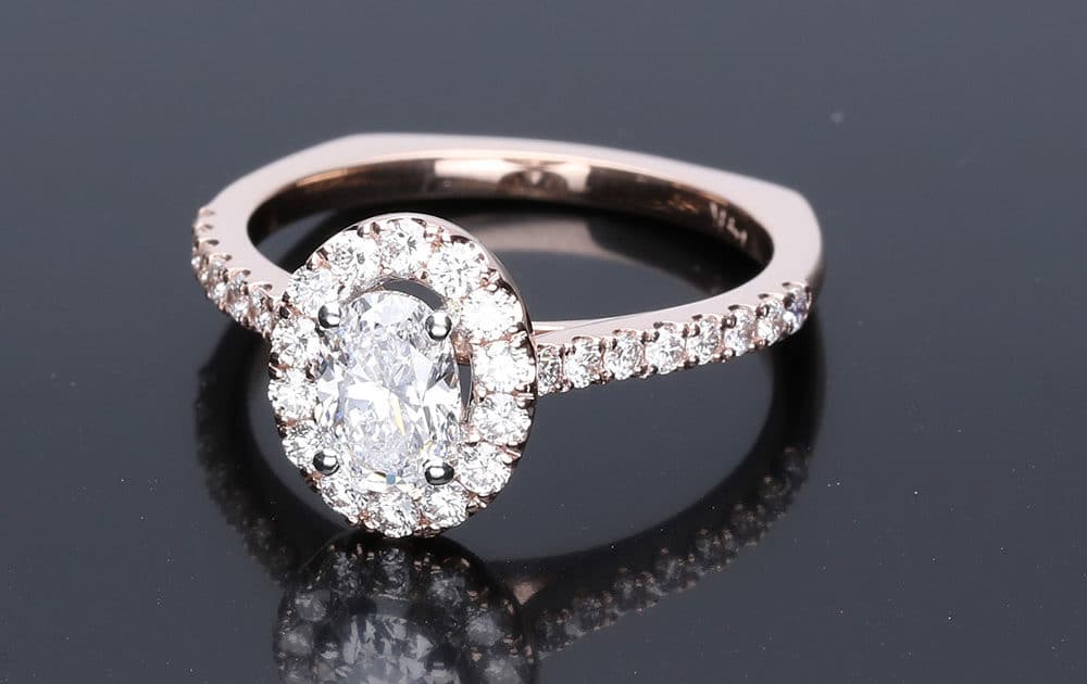 Oval Engagement Ring